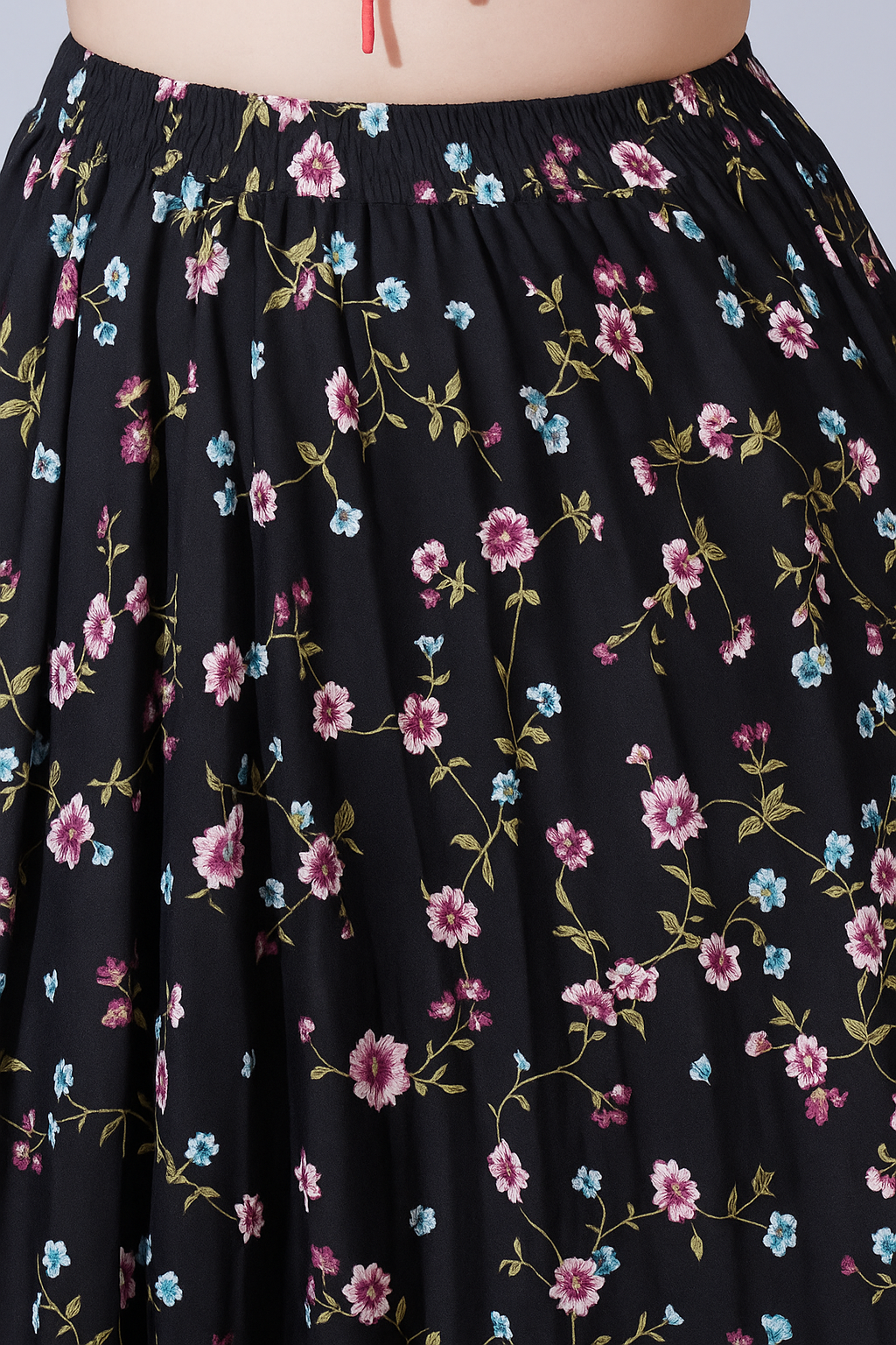 U&F Beyond Plus Size Women Black & Burgundy Floral Printed Pleated Flared Skirt