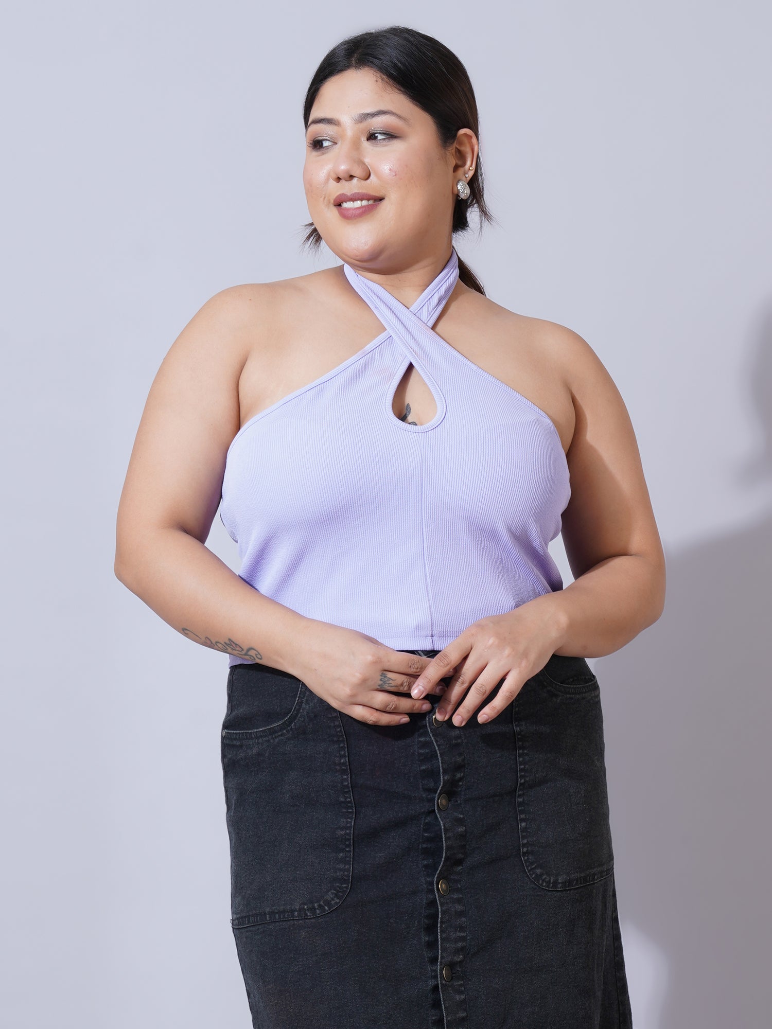 Women Plus Size Lavender Keyhole Neck Crepe Fitted Crop Top