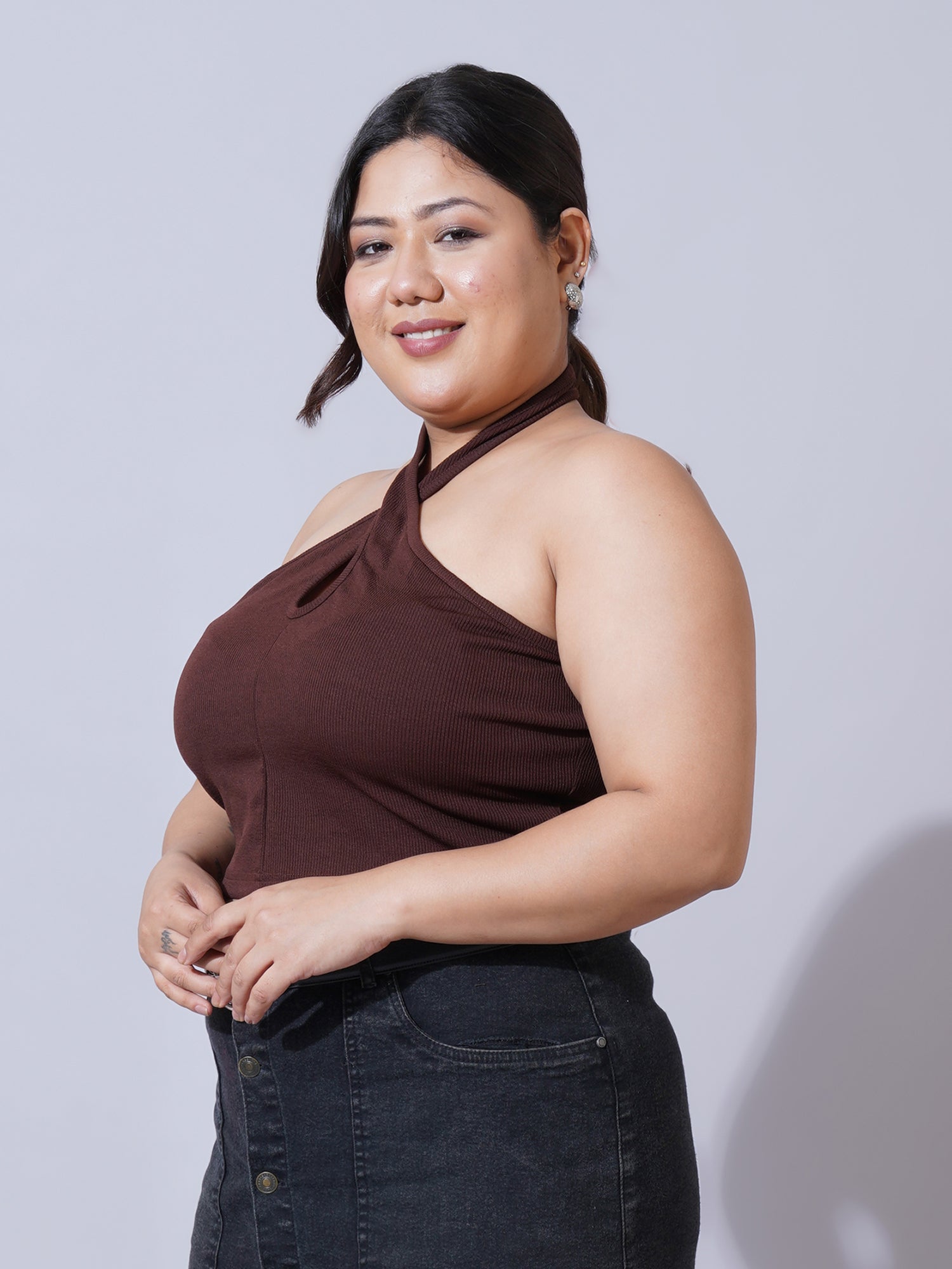 Women Plus Size Brown Keyhole Neck Crepe Fitted Crop Top