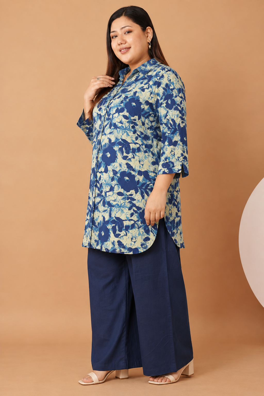 U&F Beyond Women Plus-Size Blue Floral Printed Cotton Kurta with Wide-Leg Pants Set