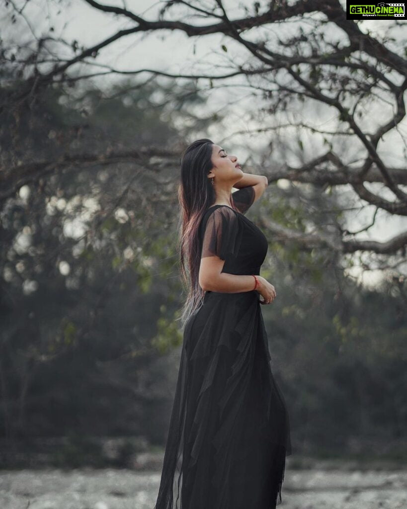 Women Stylish Black Sleek Dress