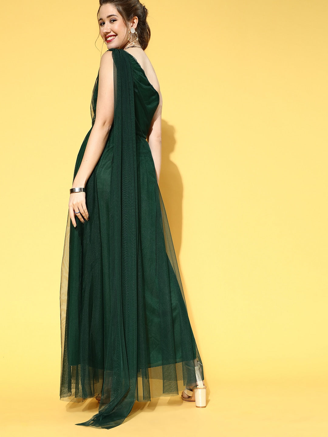 Women Gorgeous Green Solid One-Shoulder Dress