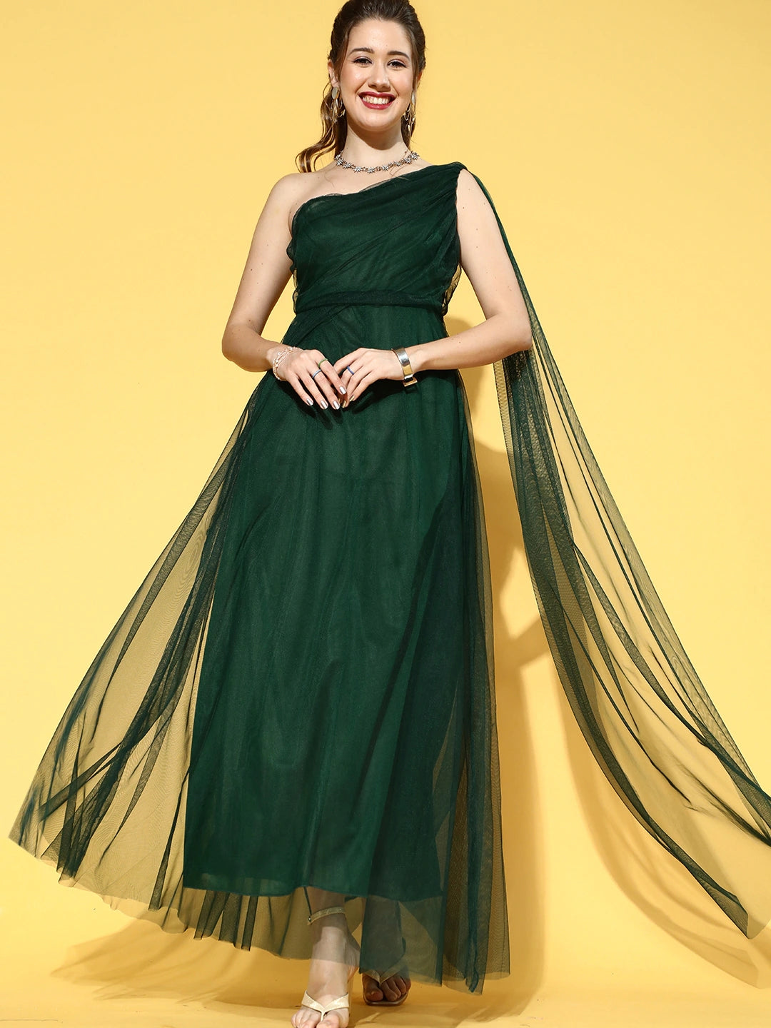 Women Gorgeous Green Solid One-Shoulder Dress