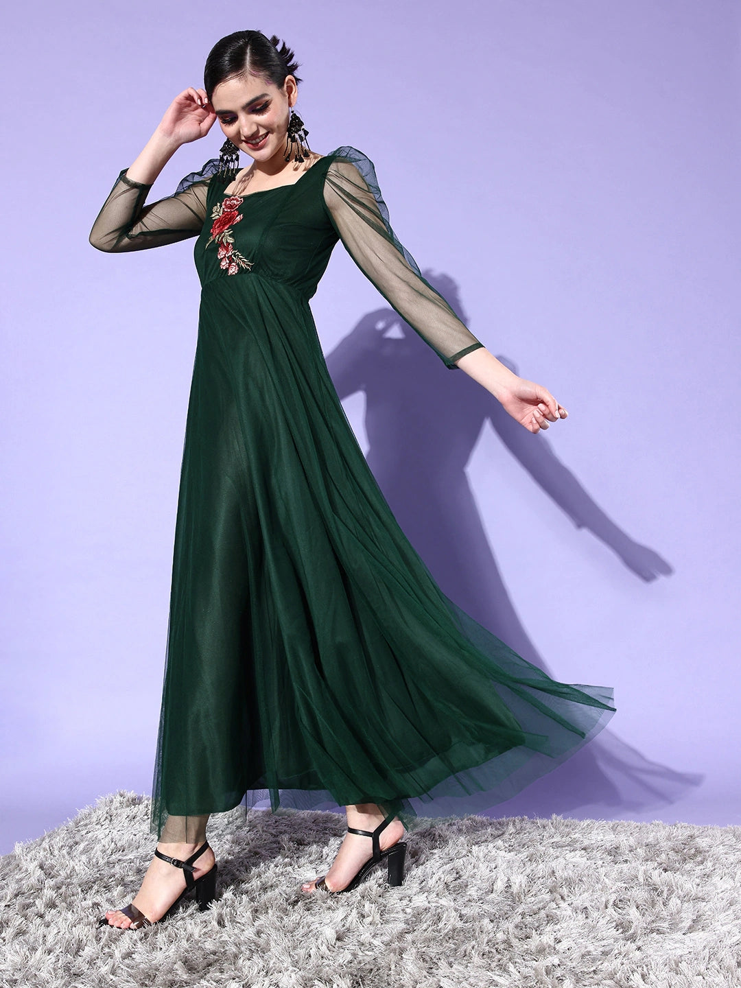 Women Green Solid Net Maxi Dress