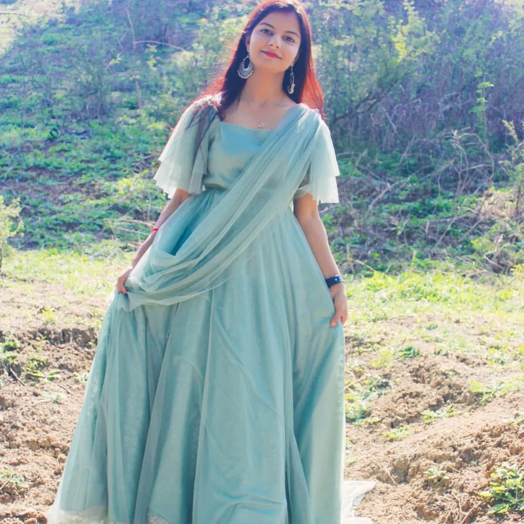 Women Green Solid Net Maxi Dress