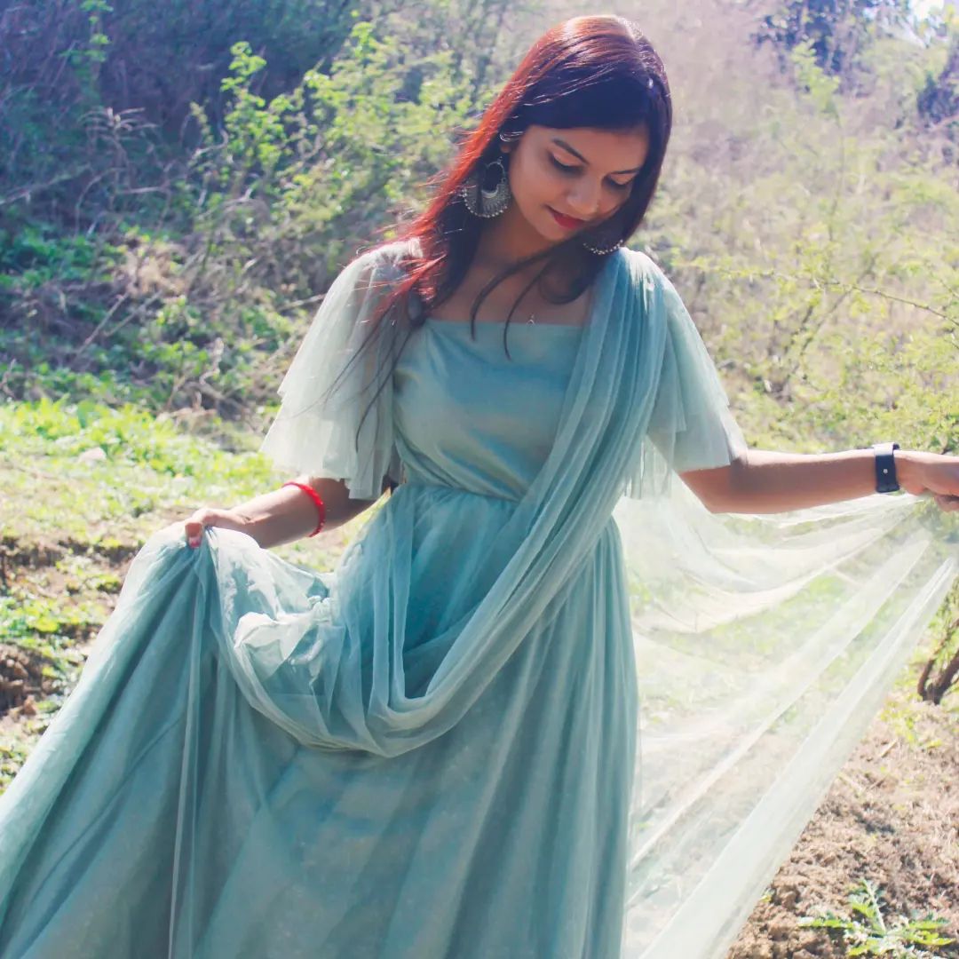 Women Green Solid Net Maxi Dress