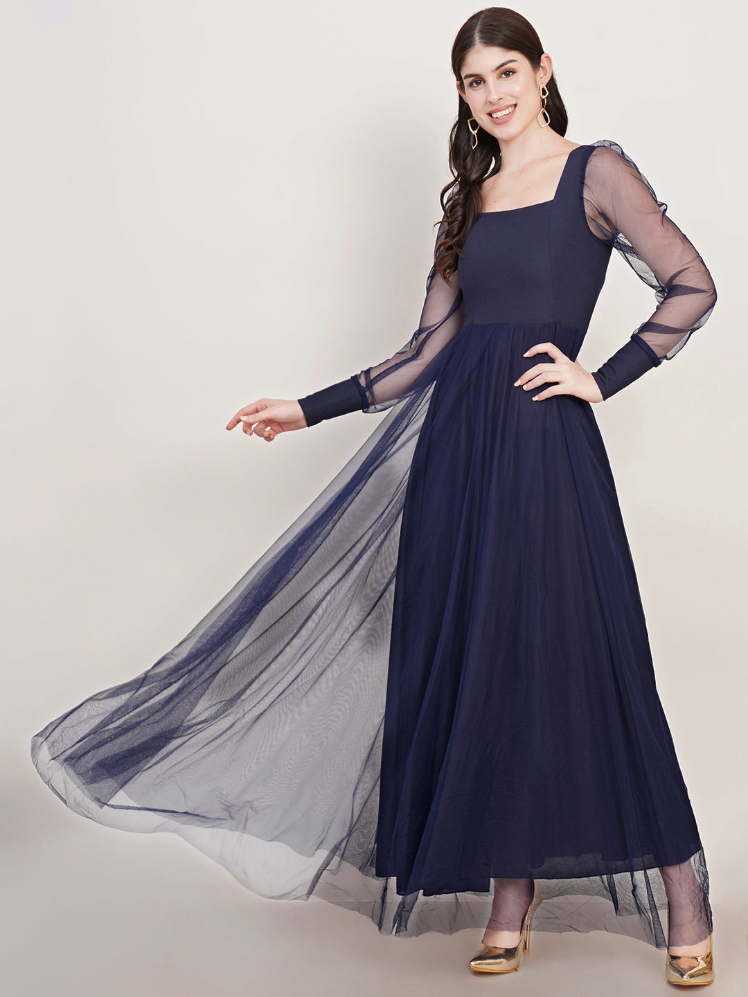 Women Square Neck Cuffed Sleeves Net Maxi Dress