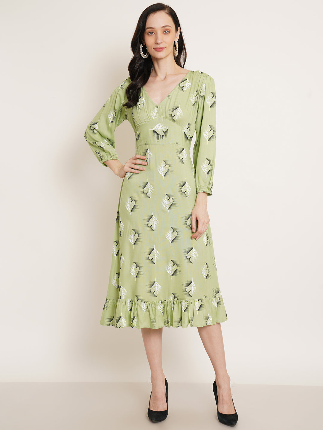 Women Green Floral Printed A-Line Midi Dress