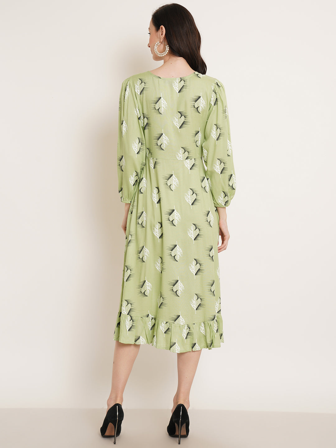 Women Green Floral Printed A-Line Midi Dress