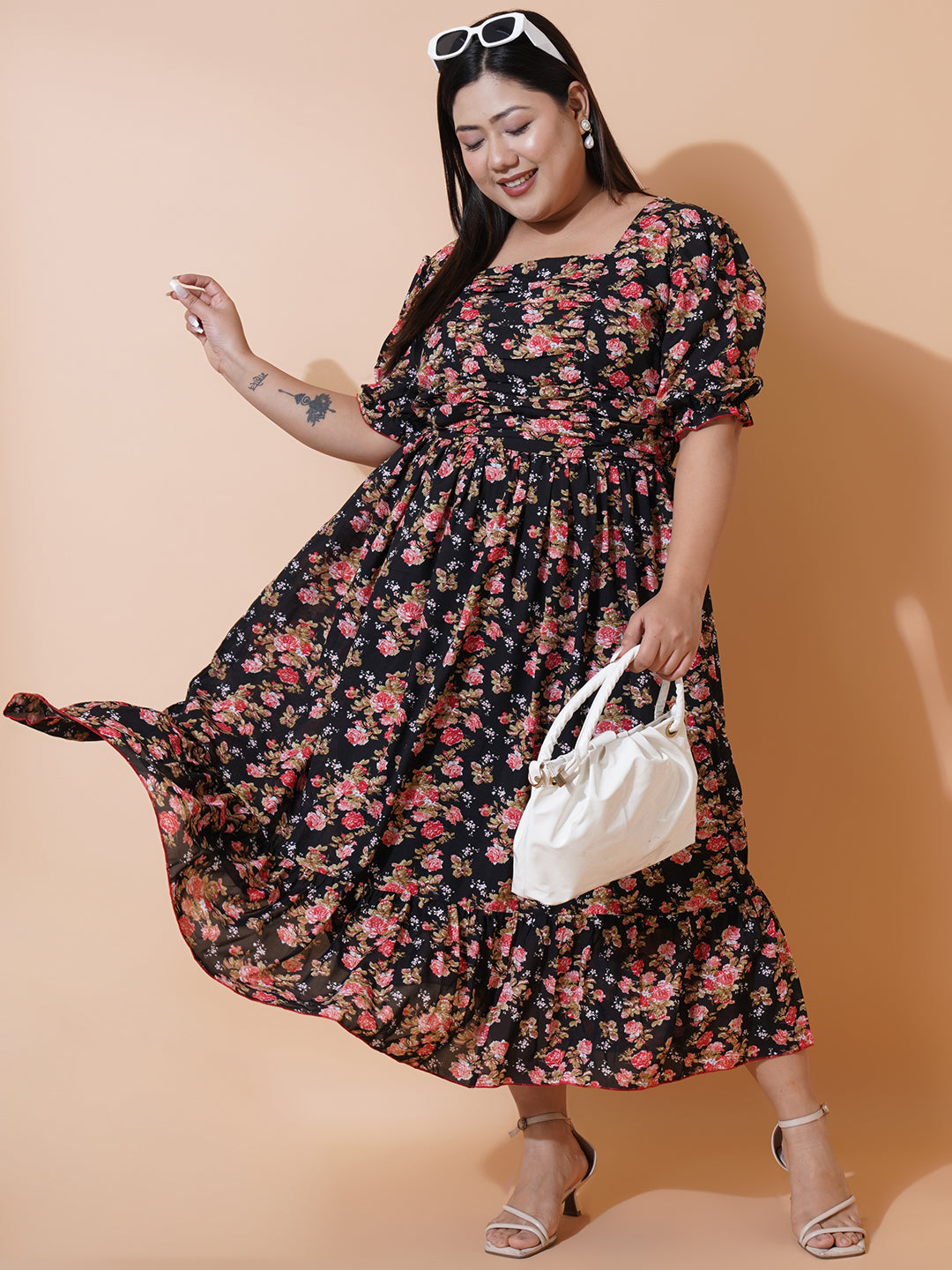 Women Plus size Georgette Sweetheart Neck Puff Sleeves Tiered Maxi Dress