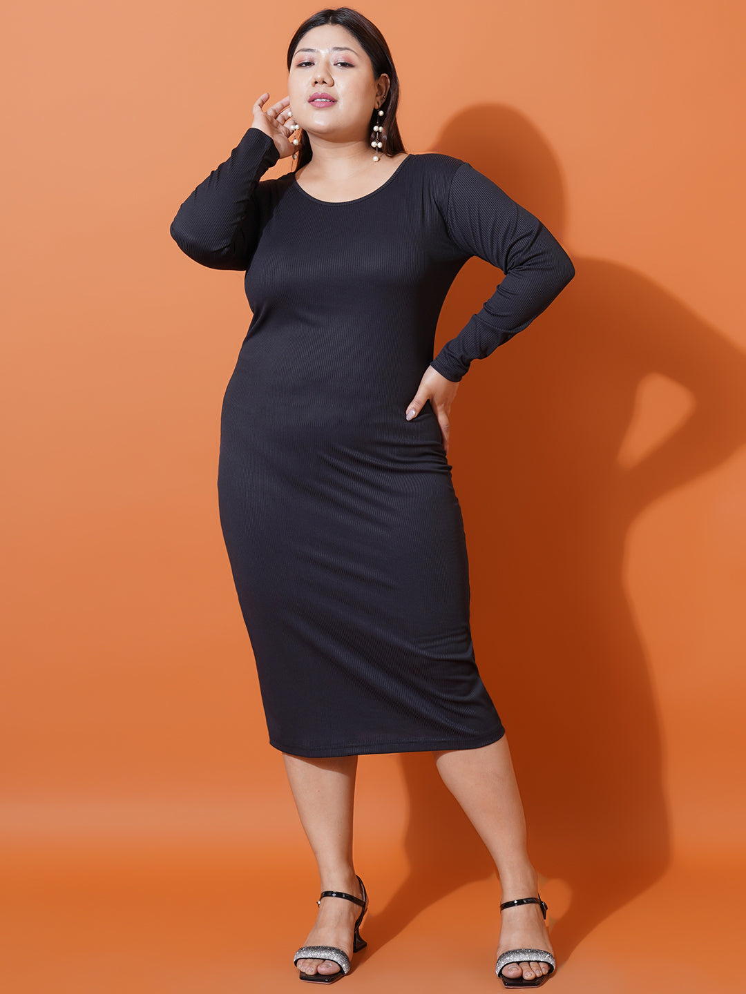 Women Plus Size Black Round Neck Scuba Bodycon Midi Dress