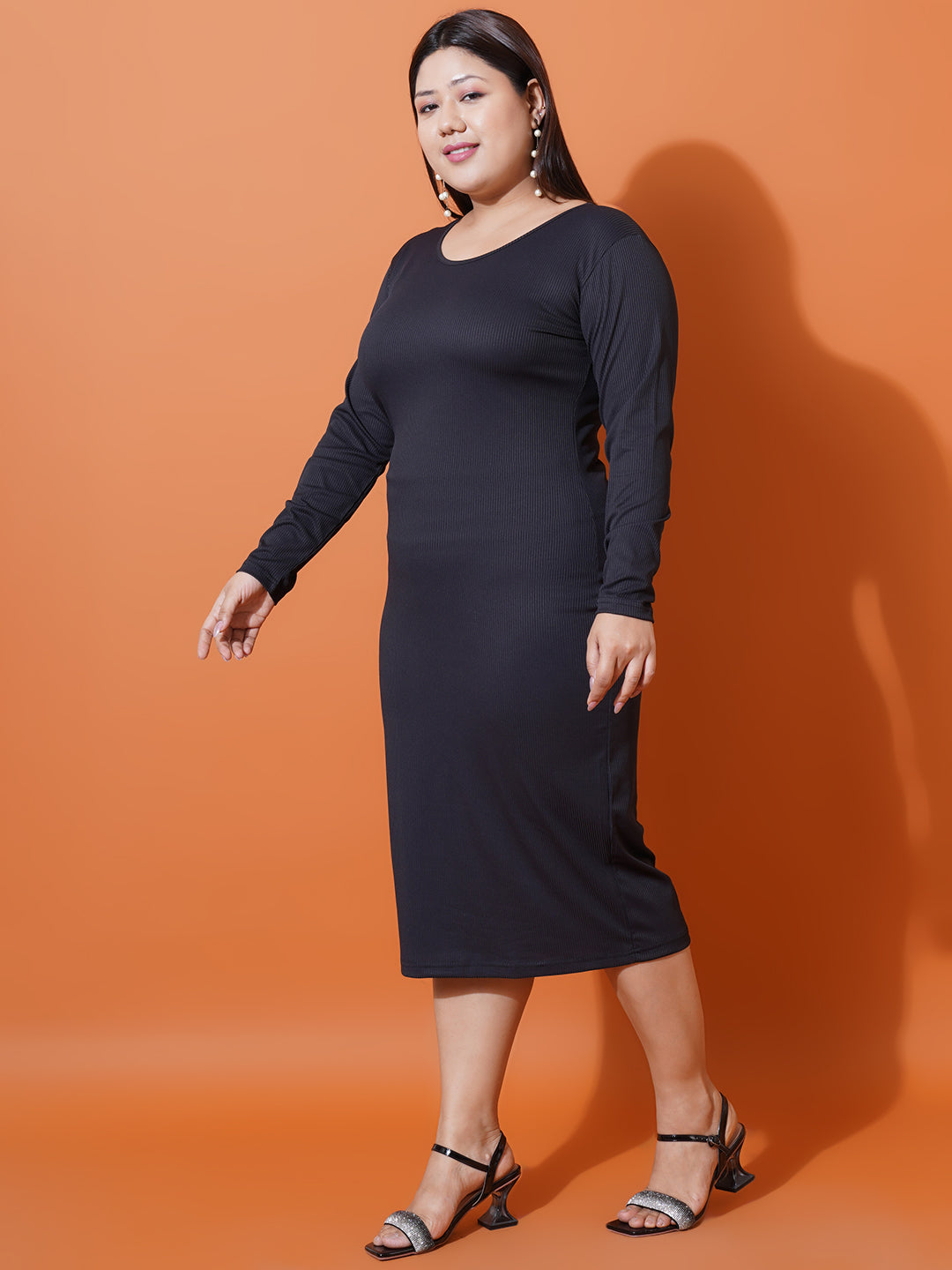 Women Plus Size Black Round Neck Scuba Bodycon Midi Dress