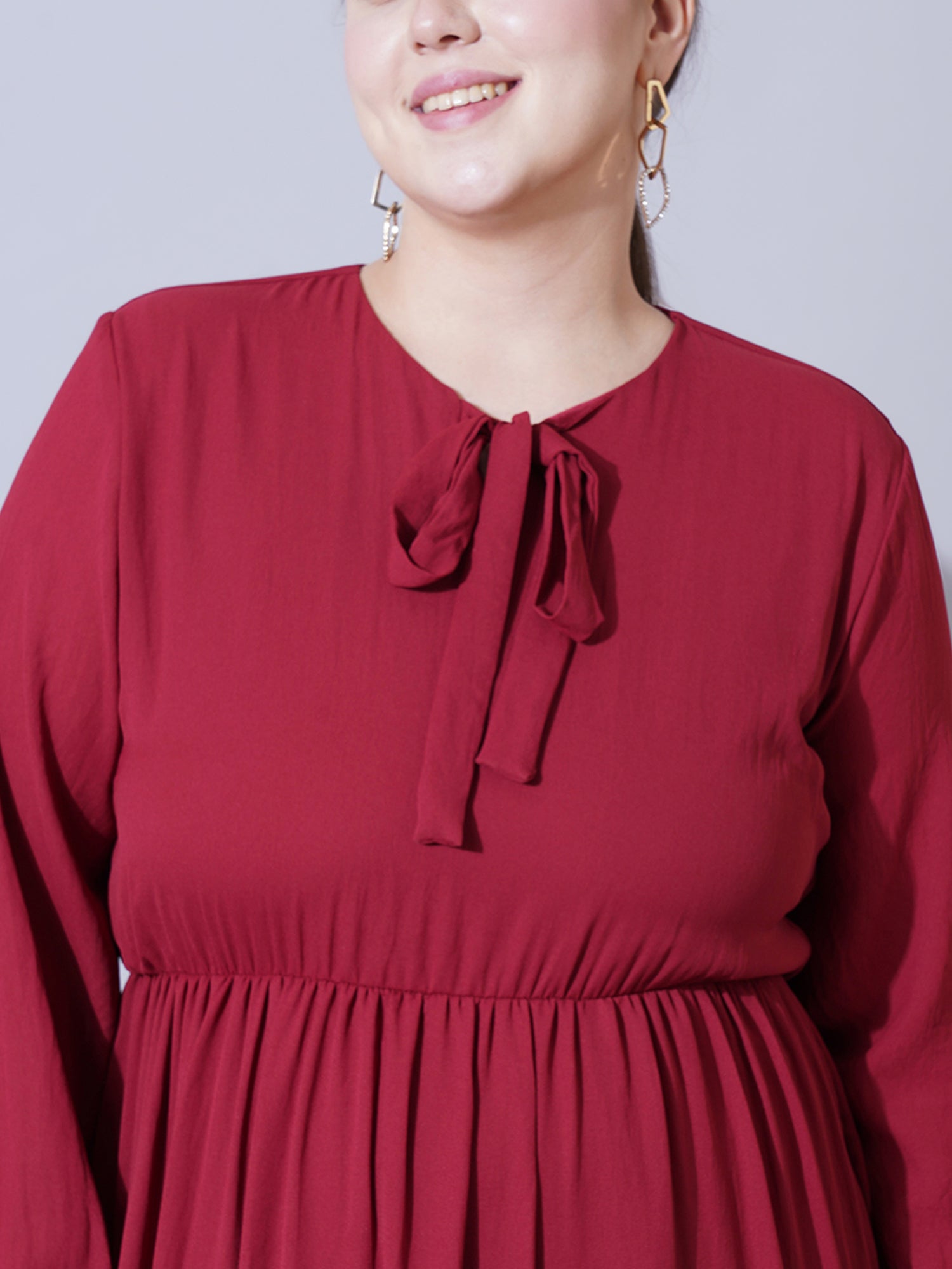 Women Plus Size Tie-Up Neck Puff Sleeve Crepe Fit & Flare Midi Dress