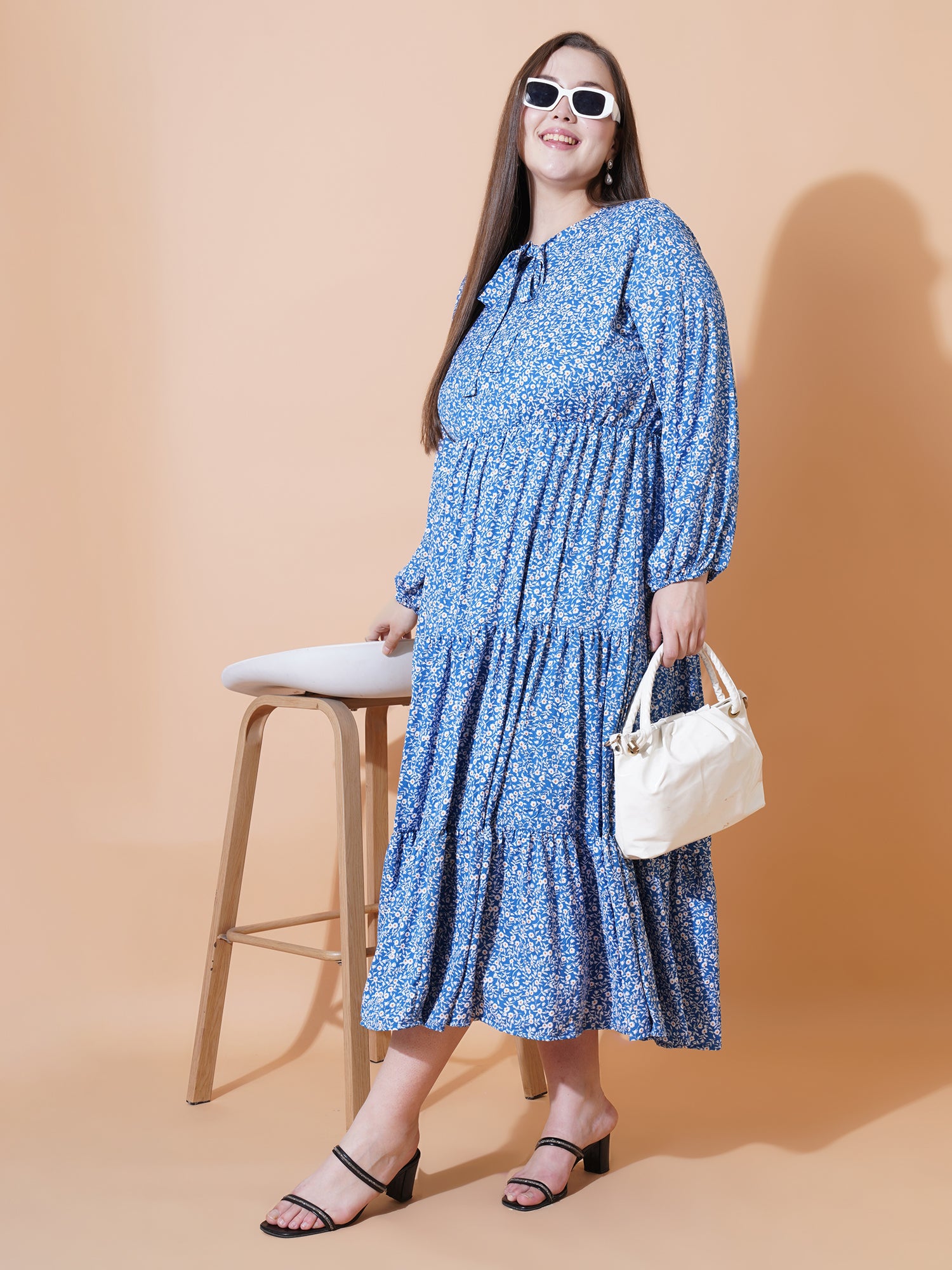 Women Plus size Floral Print Tie-Up Neck Puff Sleeve Fit & Flare Midi Dress