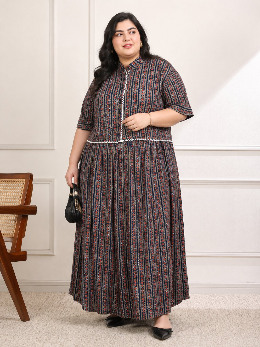 U&F Beyond Plus Size Navy Blue Printed Co-ord Set