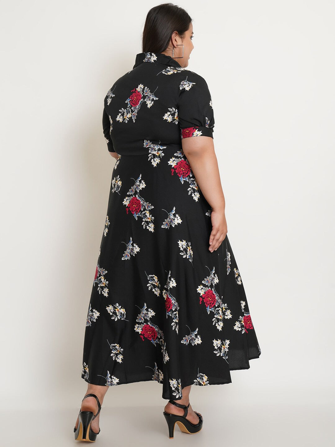Women's Plus Size Black Floral Crepe Midi Dress