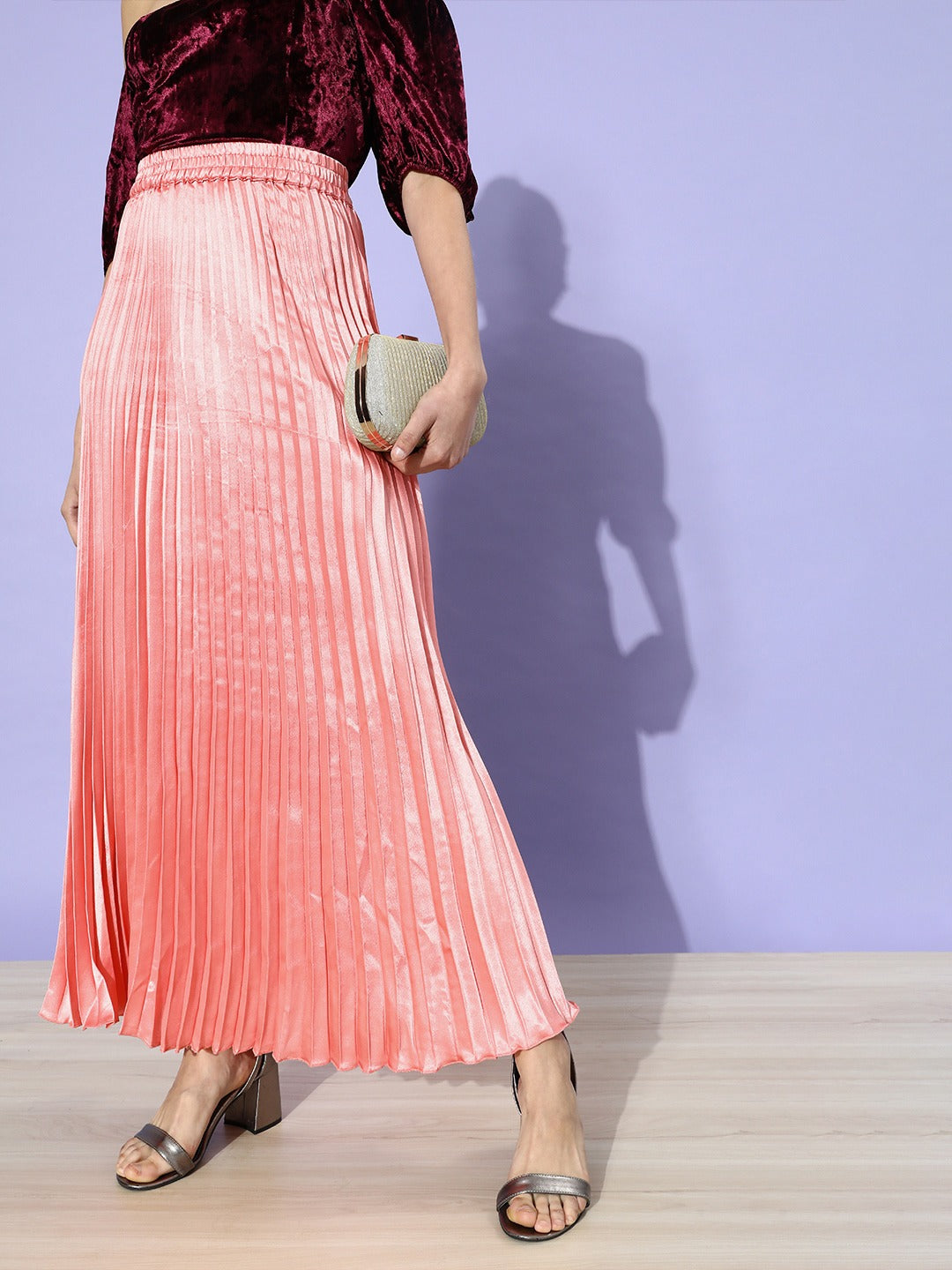 Women Pretty Pink Solid Pleated Skirt