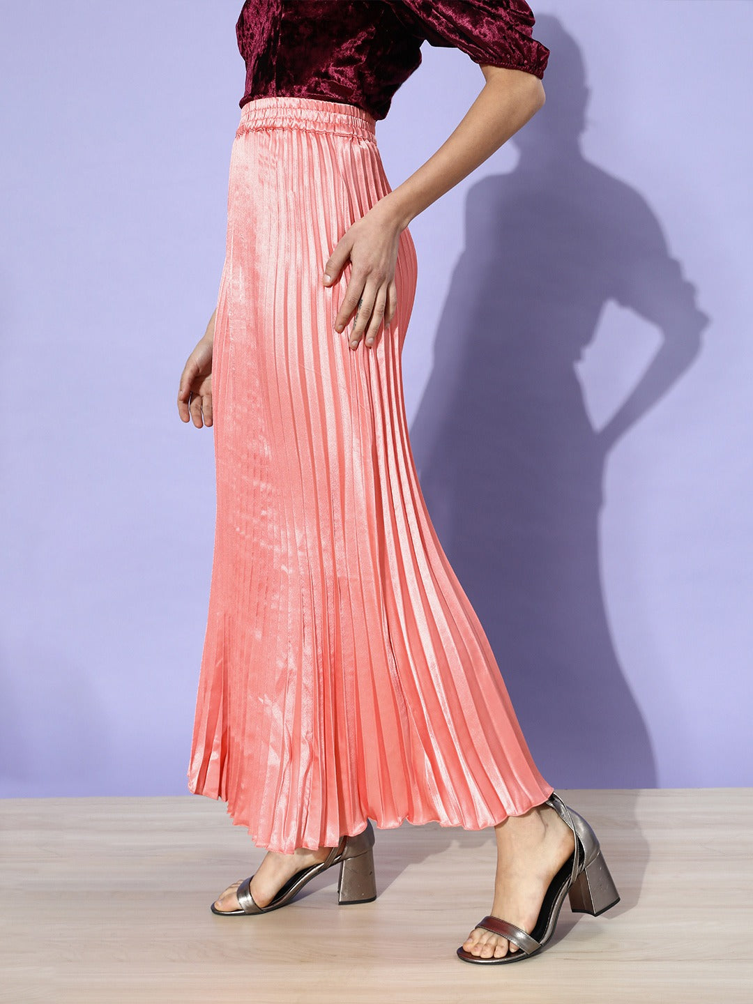 Women Pretty Pink Solid Pleated Skirt