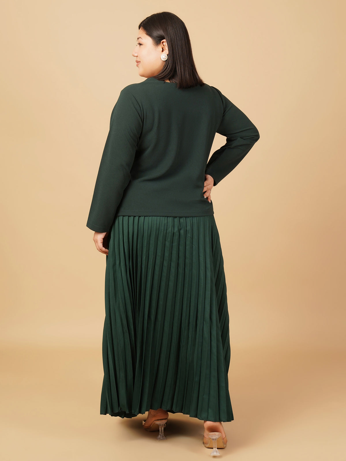 U&F Beyond Plus Size Emerald Grace Pleated Co-ord Set