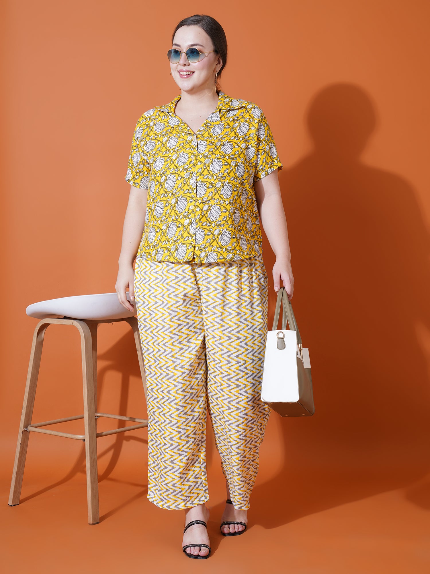 Women Plus Size Yellow Floral Printed Spread collar Night suit