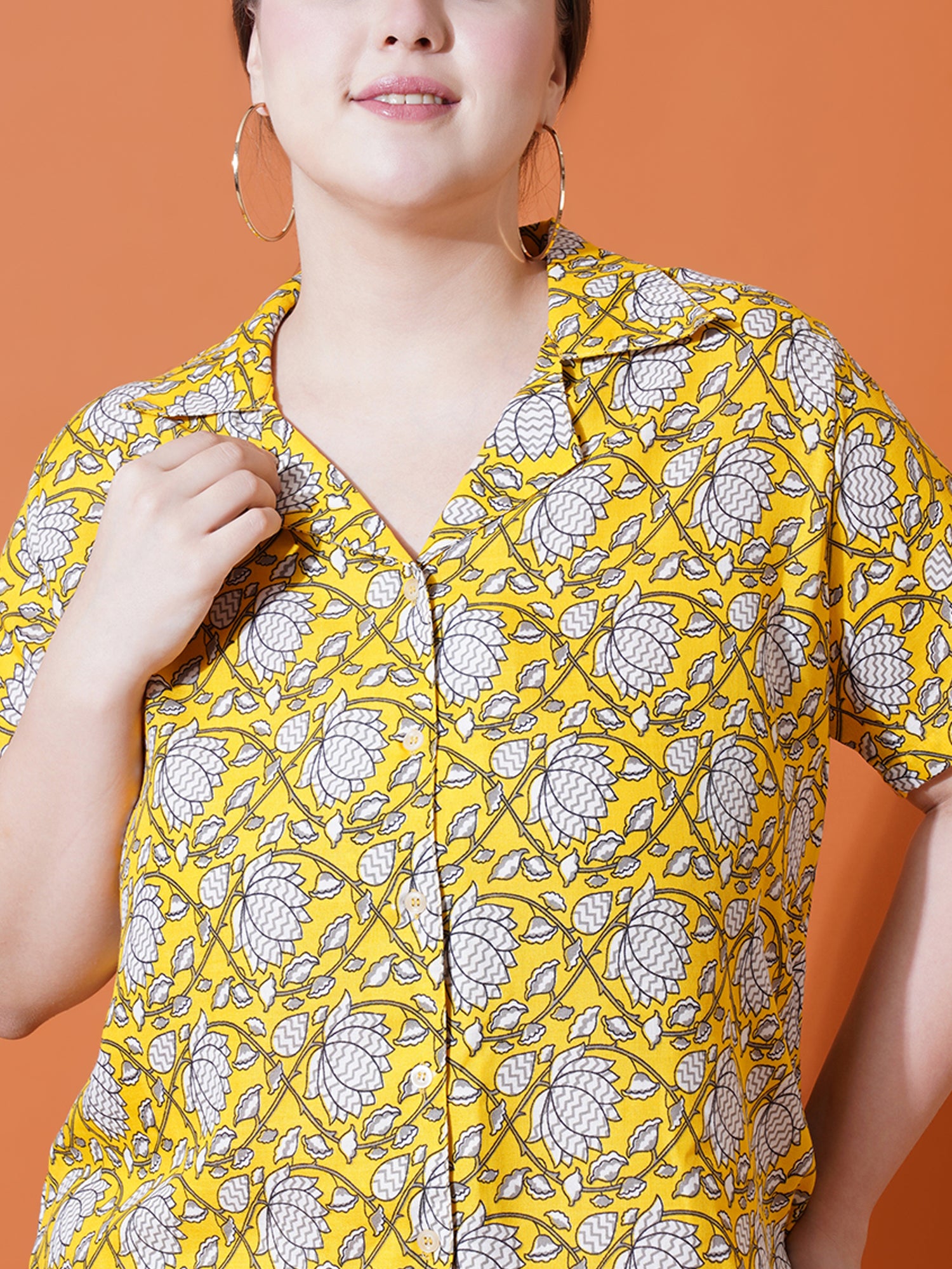 Women Plus Size Yellow Floral Printed Spread collar Night suit