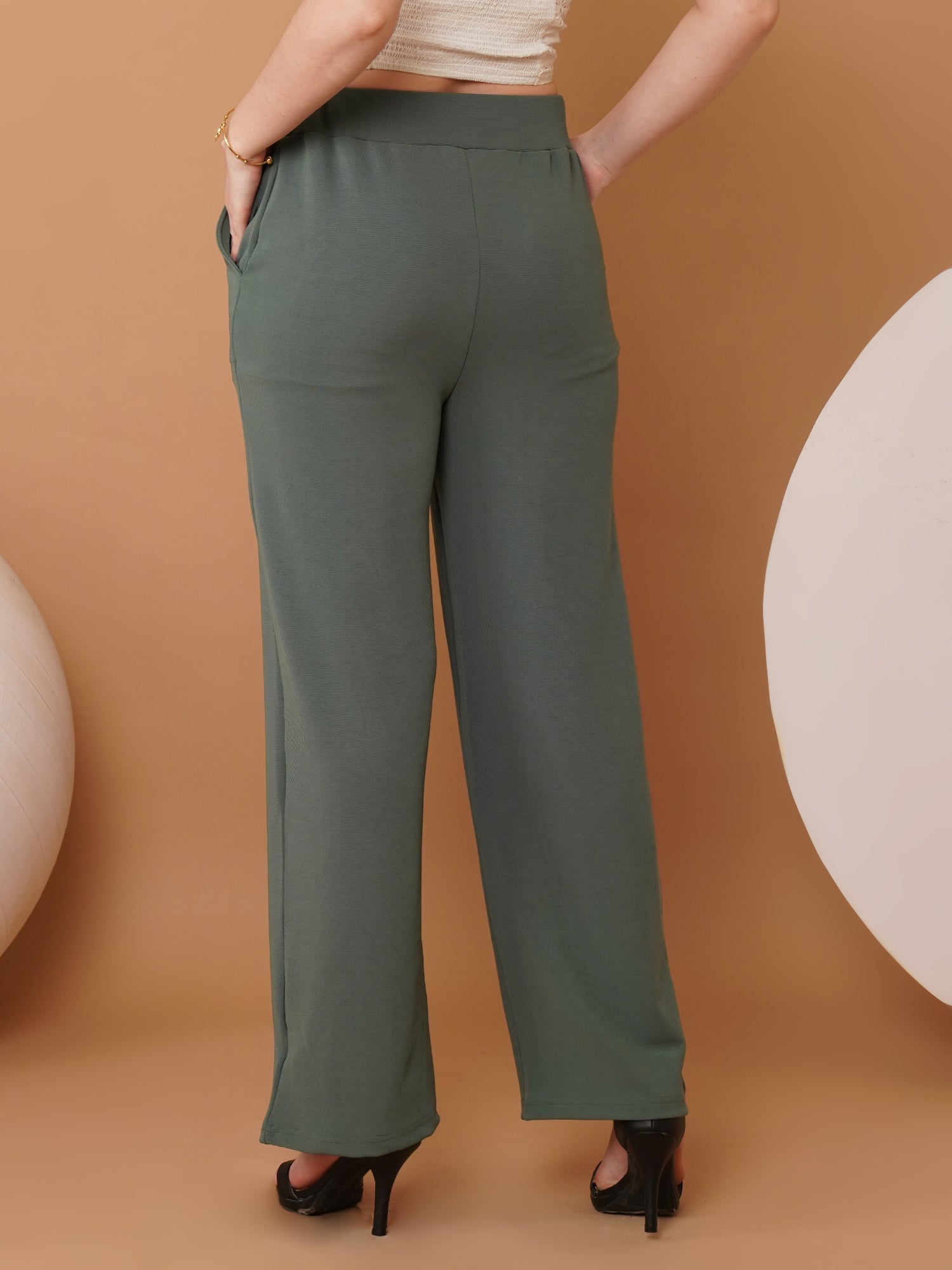 U&F Women Original Straight Fit High-Rise Parallel Trousers