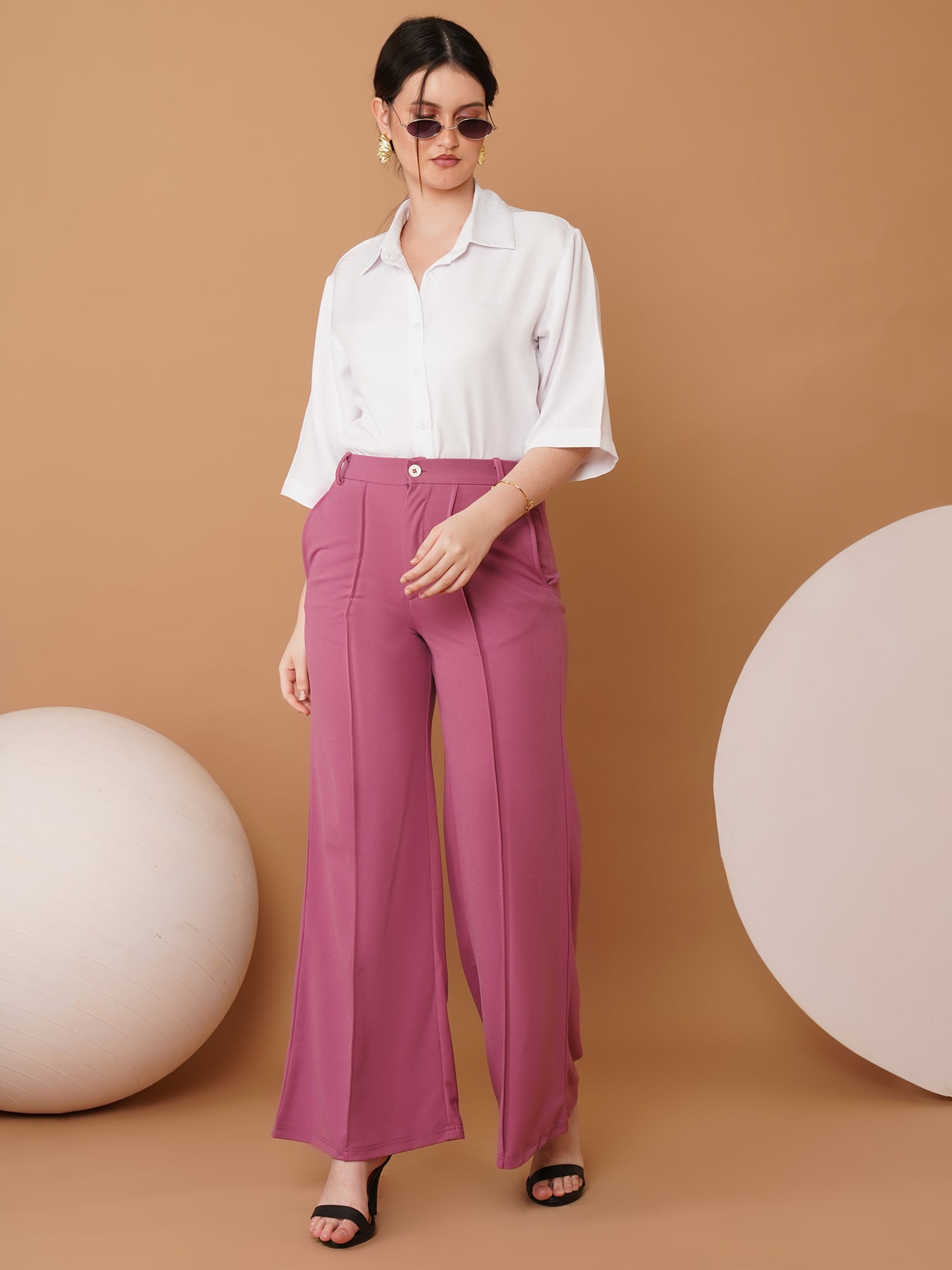 U&F Women Original Slim Fit Mid-Rise Parallel Trousers