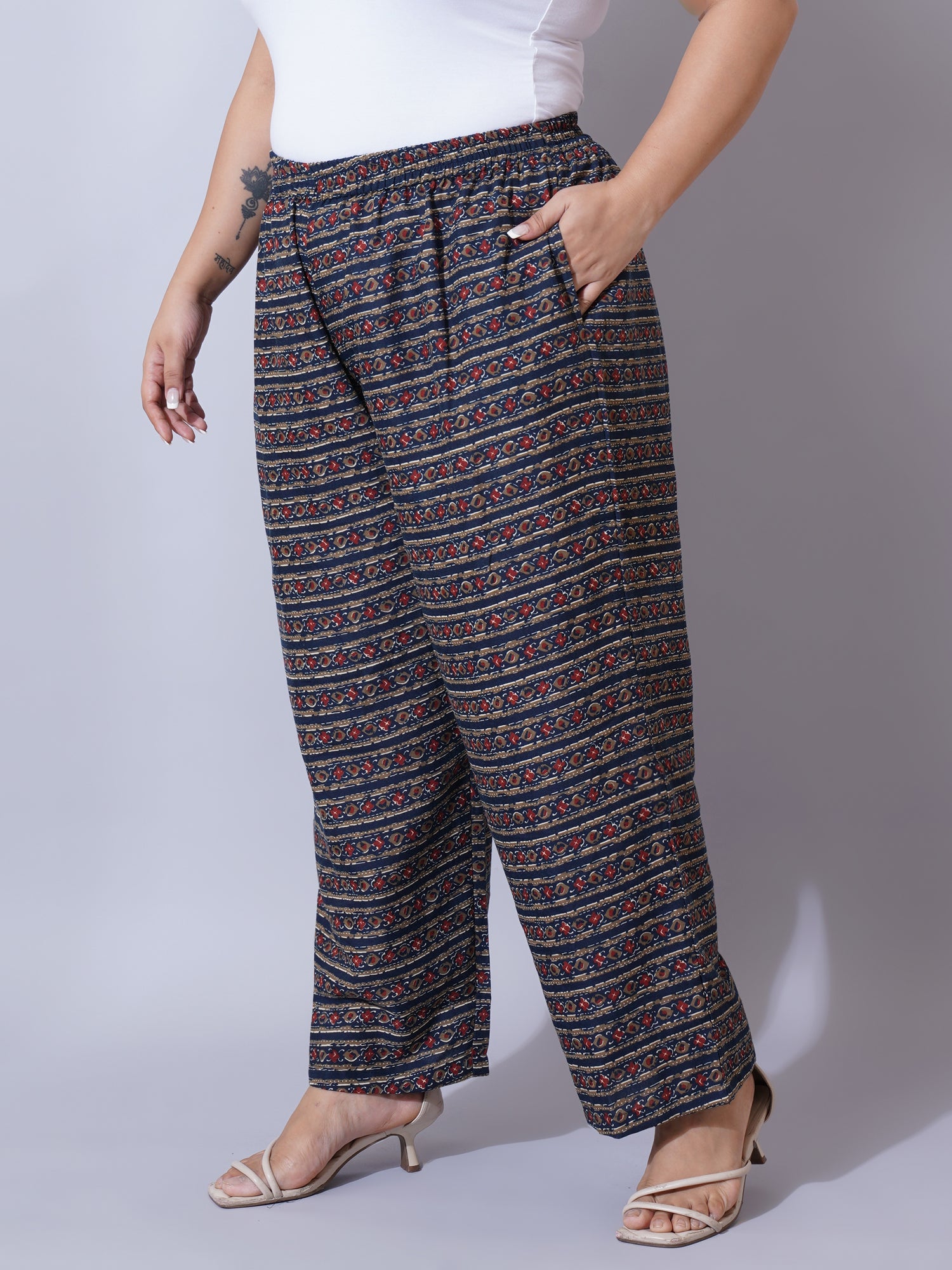 Women Plus Size Floral Printed Palazzos