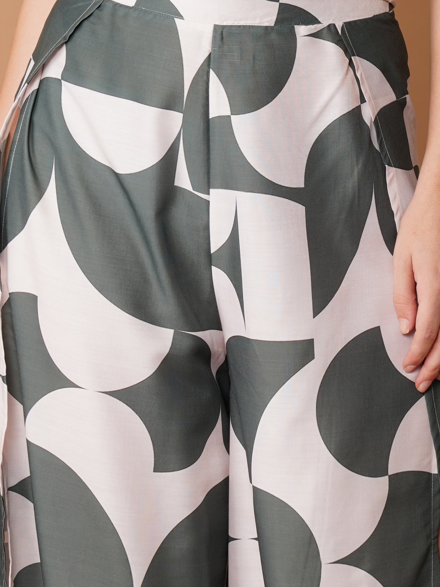 U&F Green & White Abstract Print Slit Palazzo
