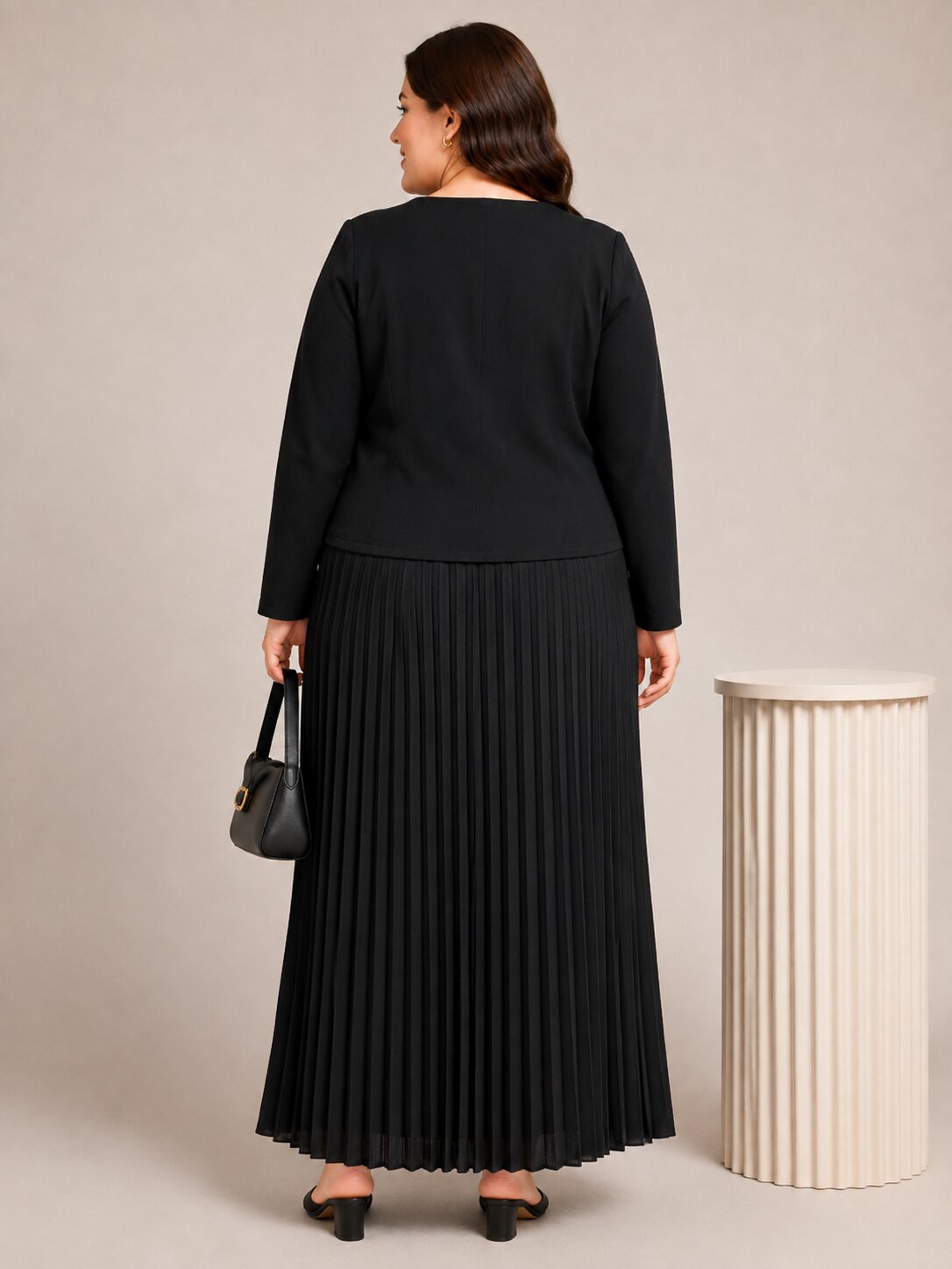 U&F Beyond Black Plus Size Pleated Grace Co-ord Set