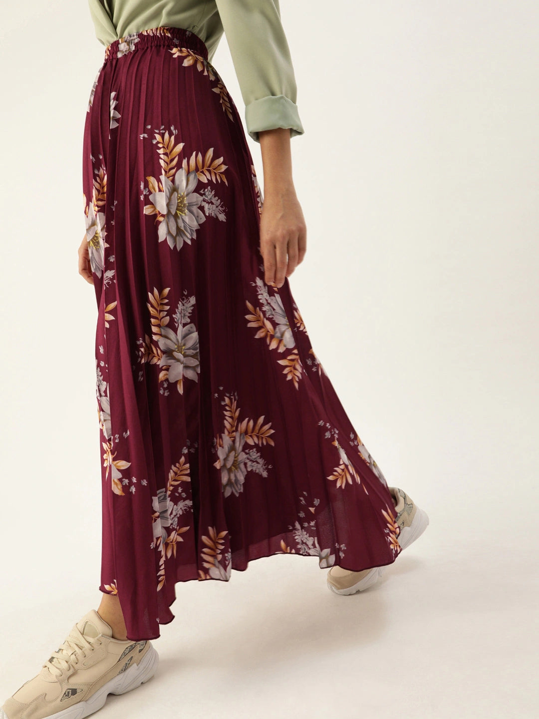 Women Maroon Floral Printed Pleat Flared Skirt