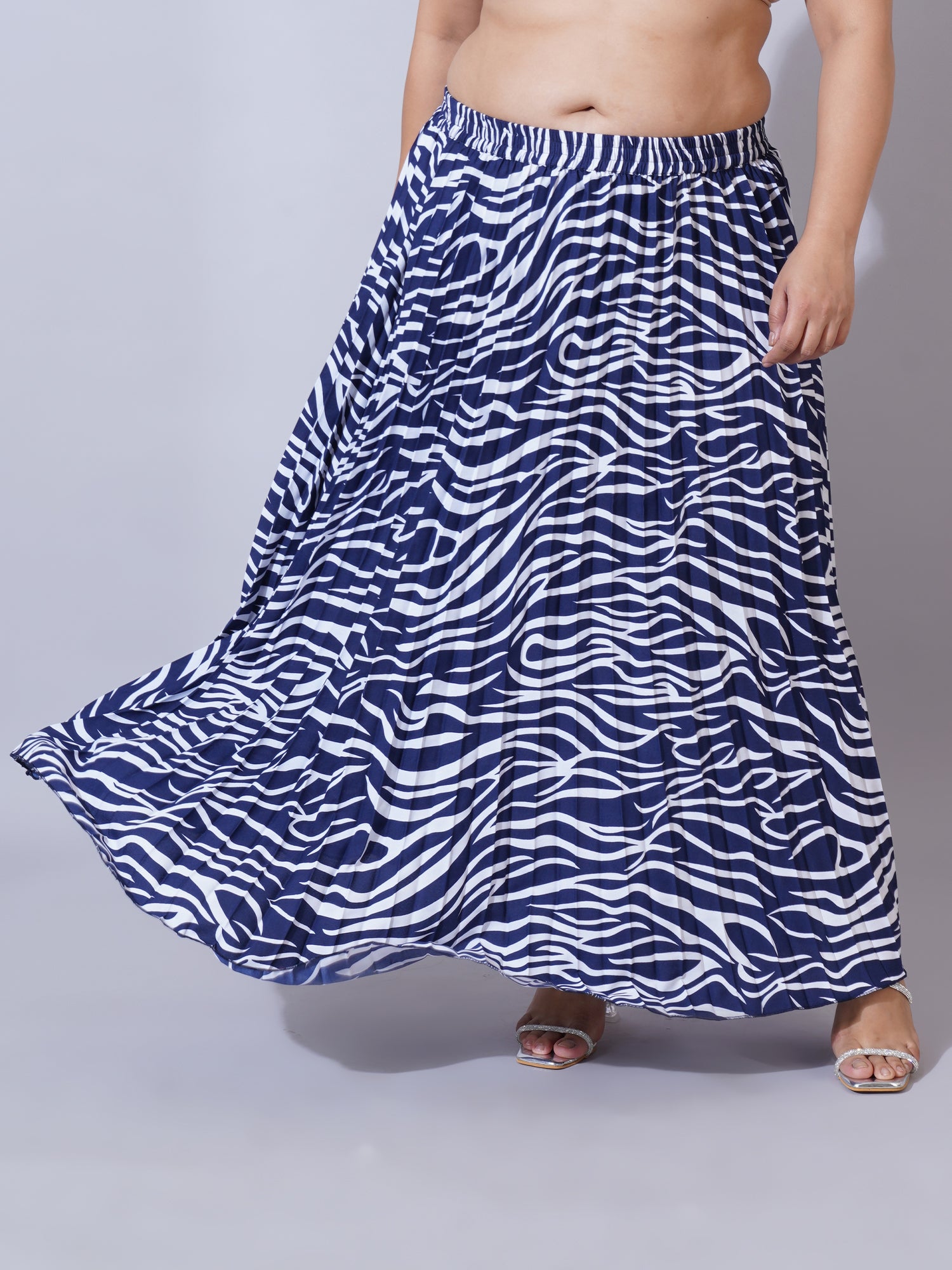 Women Plus Size Printed Flare Maxi Skirt