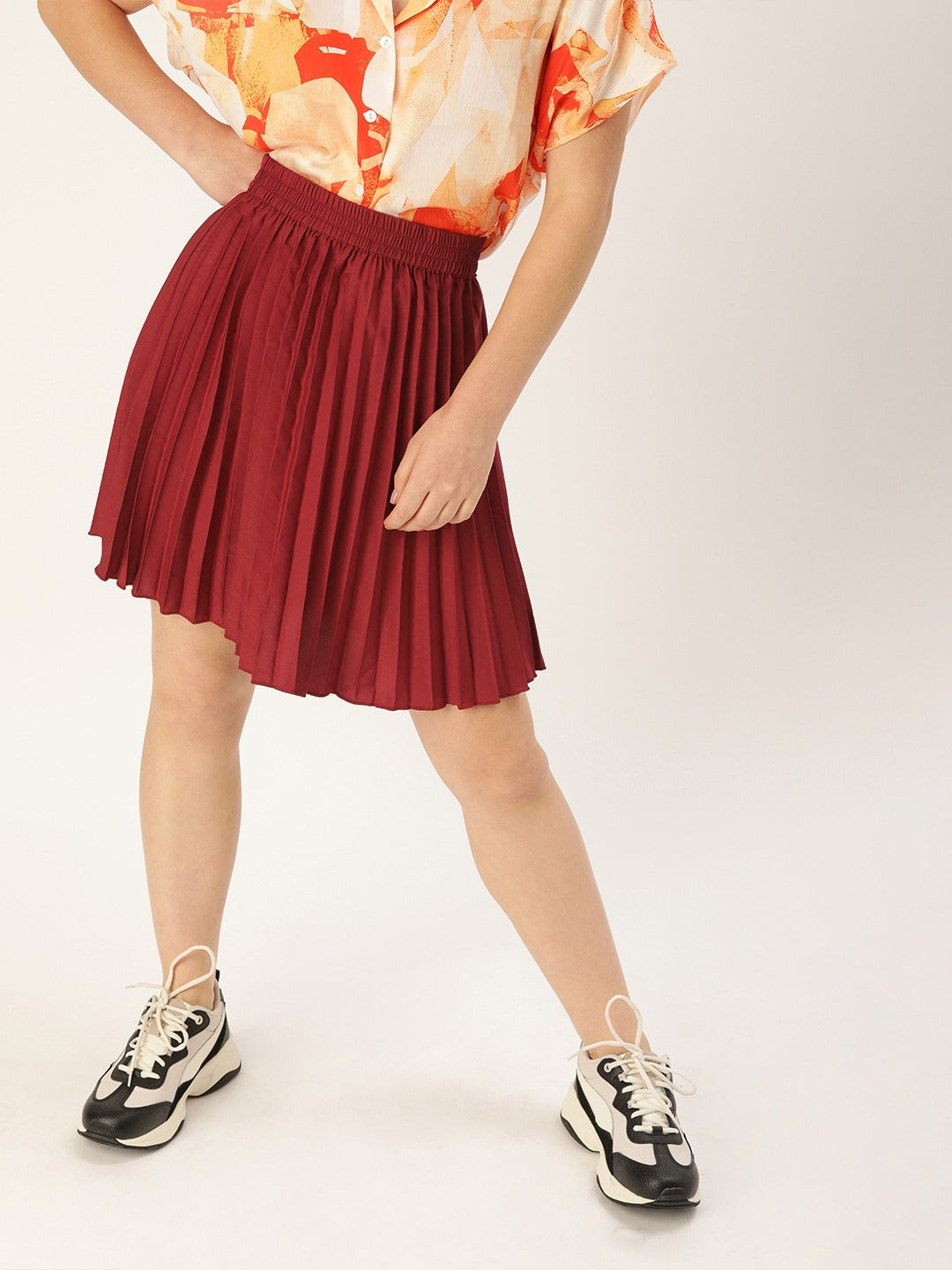 Women Maroon Solid Accordion Pleated Mini Flared Skirt