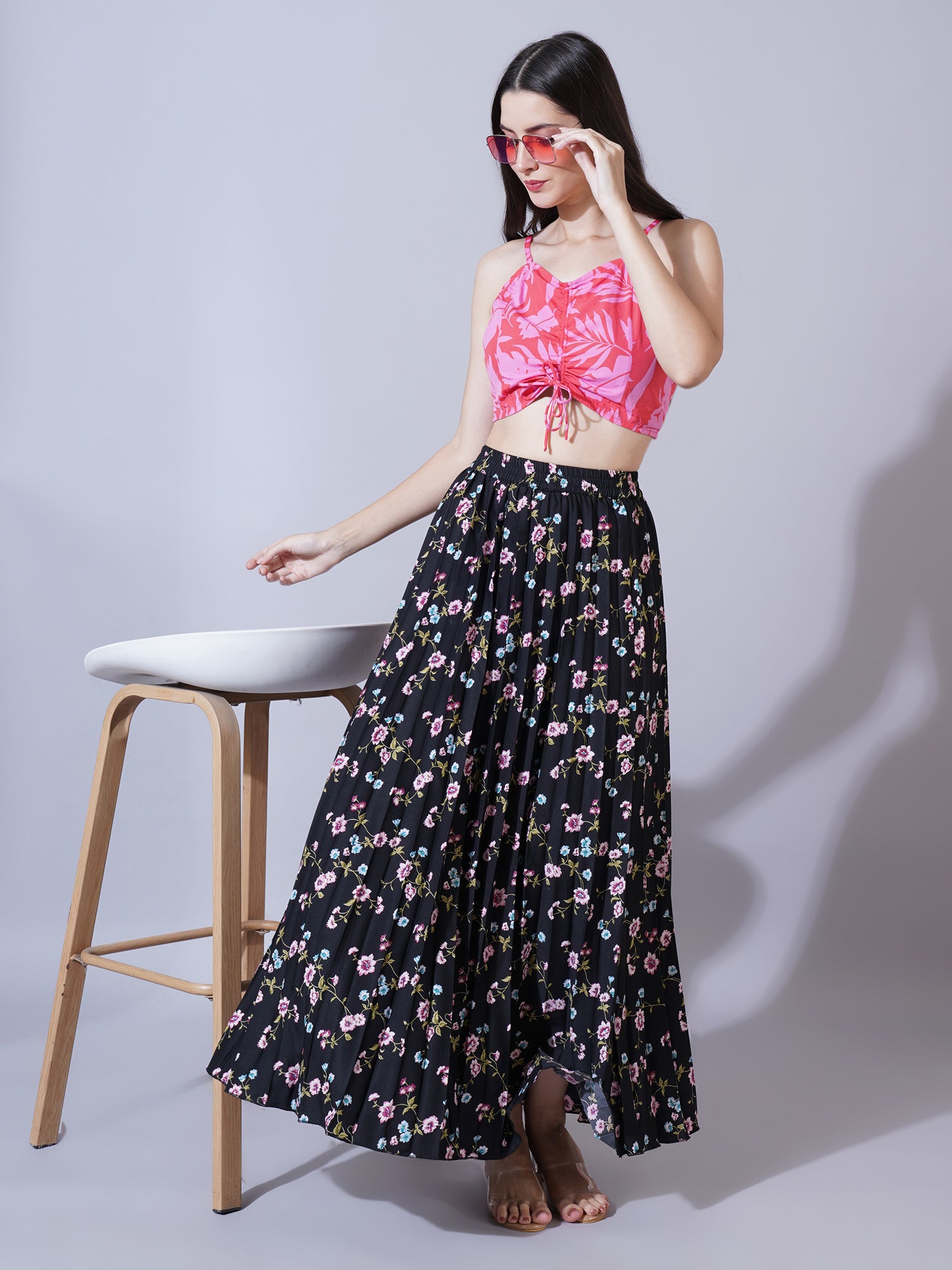 Women Black & Burgundy Floral Printed Pleated Flared Skirt