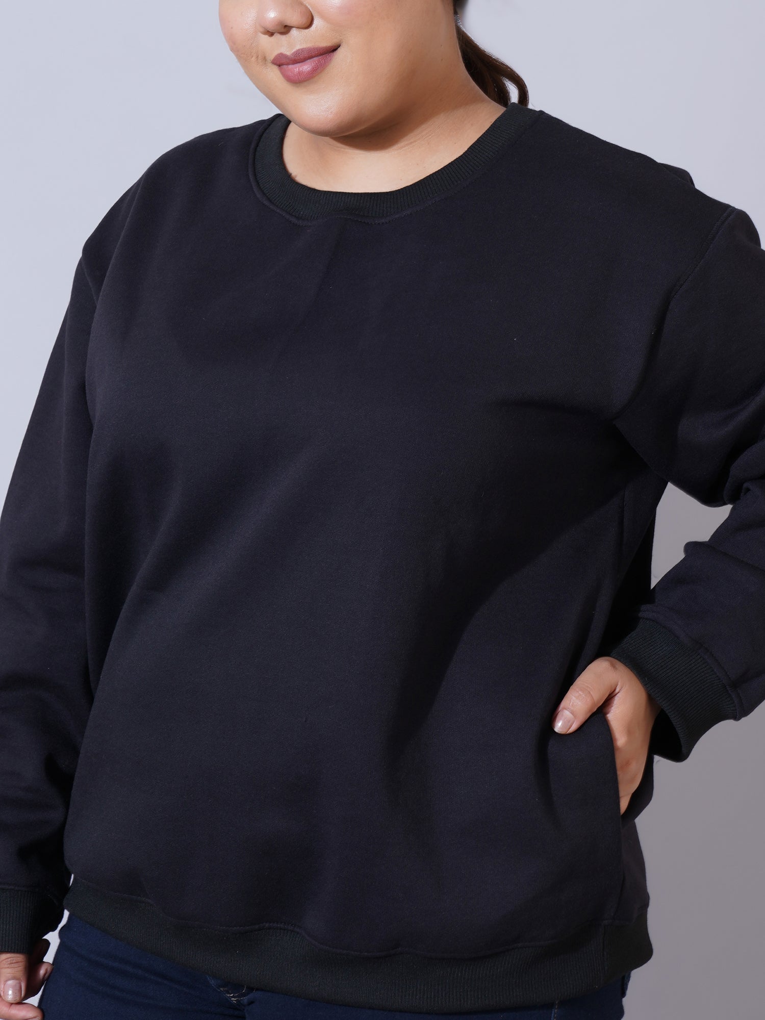 Women Plus size Black Cotton Pullover Sweatshirt