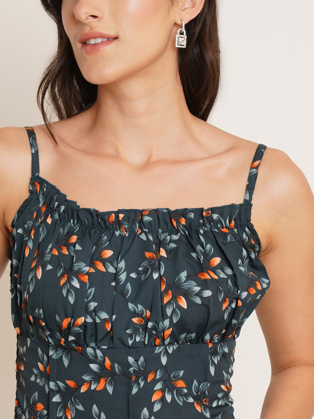 Women Green Floral Print Shoulder Straps Crepe Top
