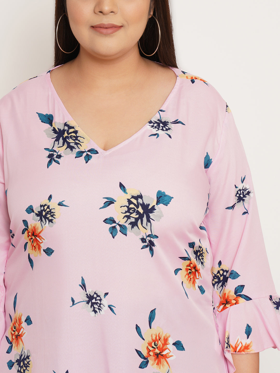 Women Plus Size Floral Printed V-Neck Crepe Top