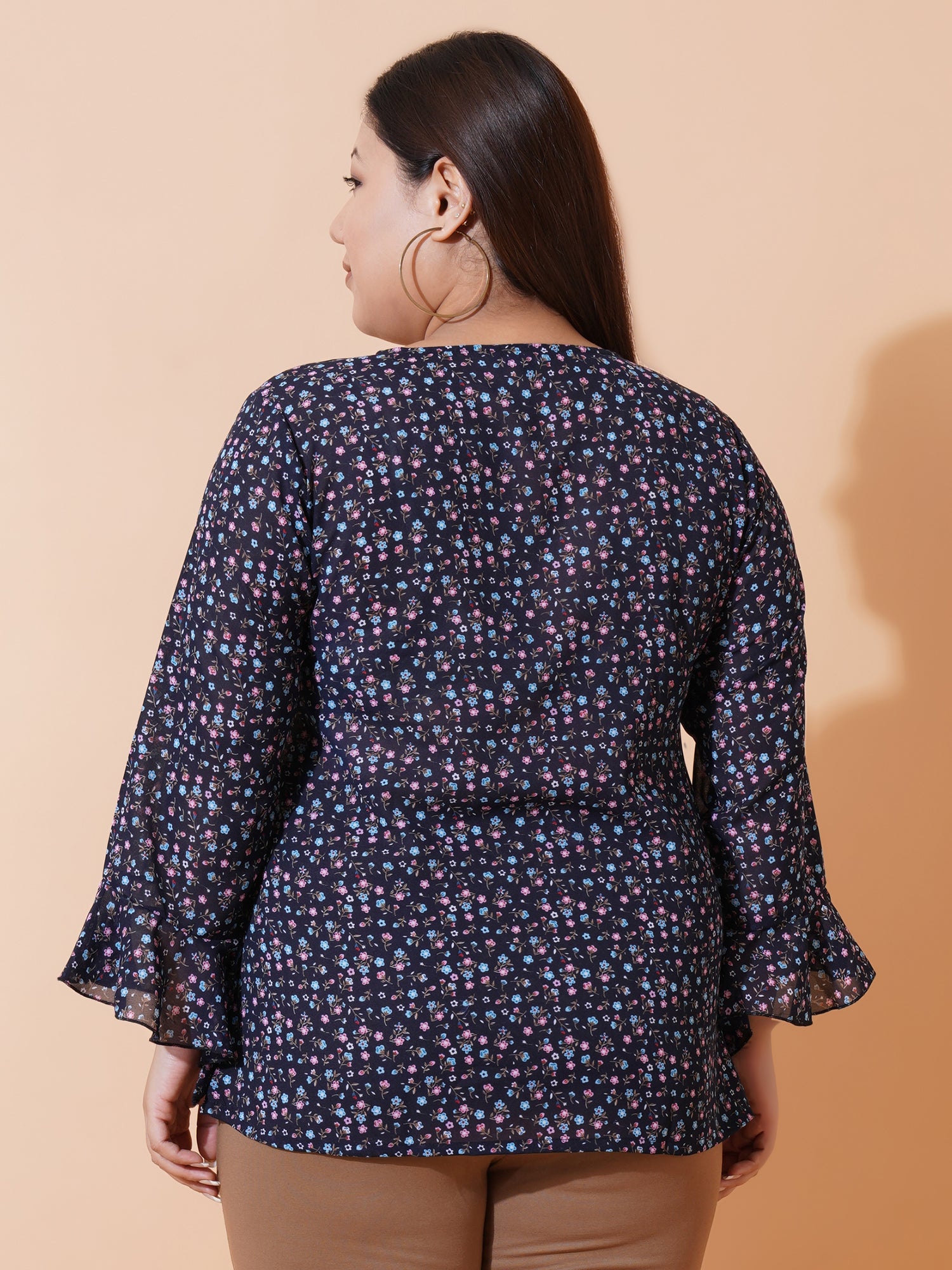 Women Plus Size Floral Print Bell Sleeve Ruffles Top