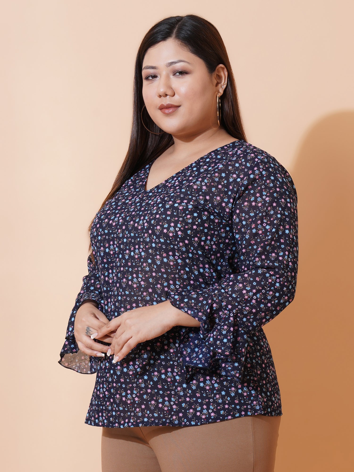 Women Plus Size Floral Print Bell Sleeve Ruffles Top