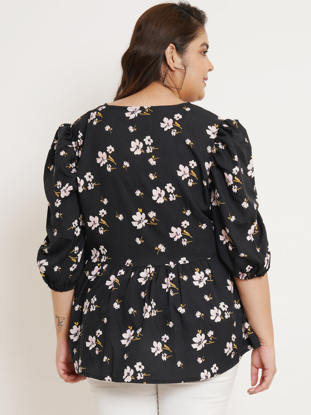 Women Plus Size Floral Printed V-Neck Top