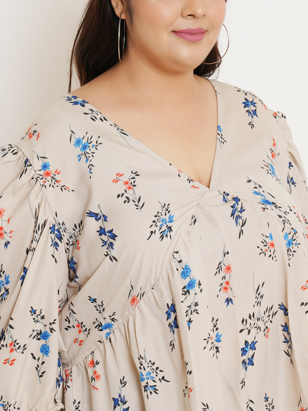 Women Plus Size Floral Printed V-Neck Top