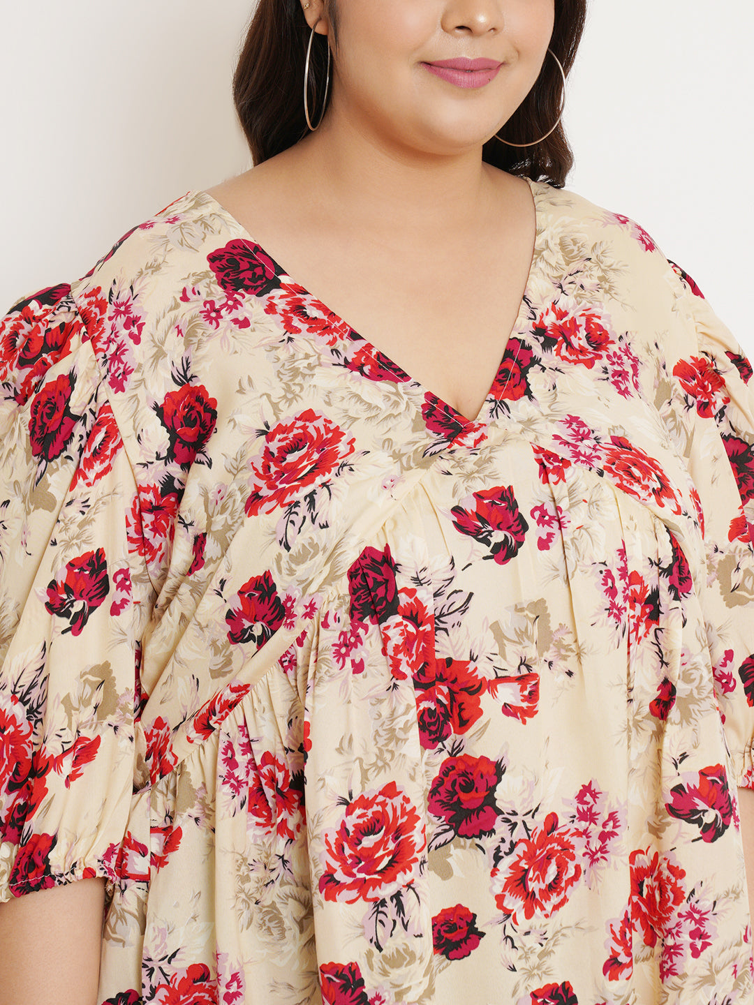 Women Plus Size Floral Printed V-Neck Top