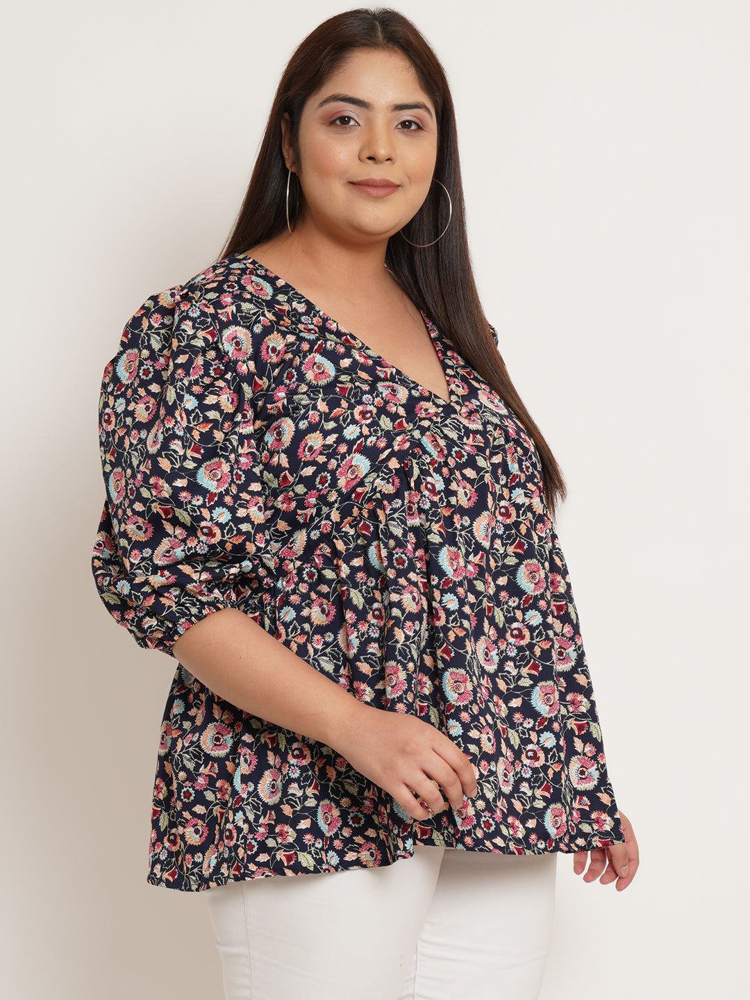 Women Plus Size Floral Printed V-Neck Top