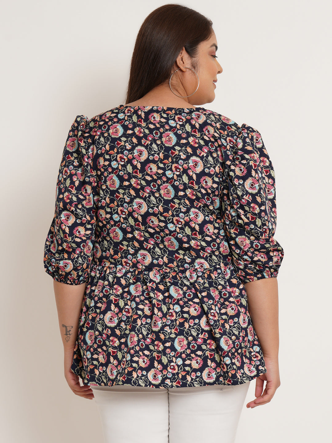 Women Plus Size Floral Printed V-Neck Top