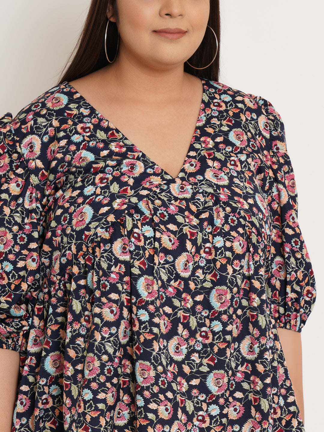 Women Plus Size Floral Printed V-Neck Top