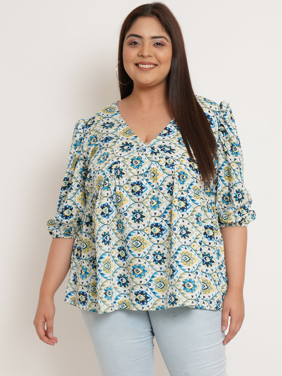 Women Plus Size Floral Printed V-Neck Top