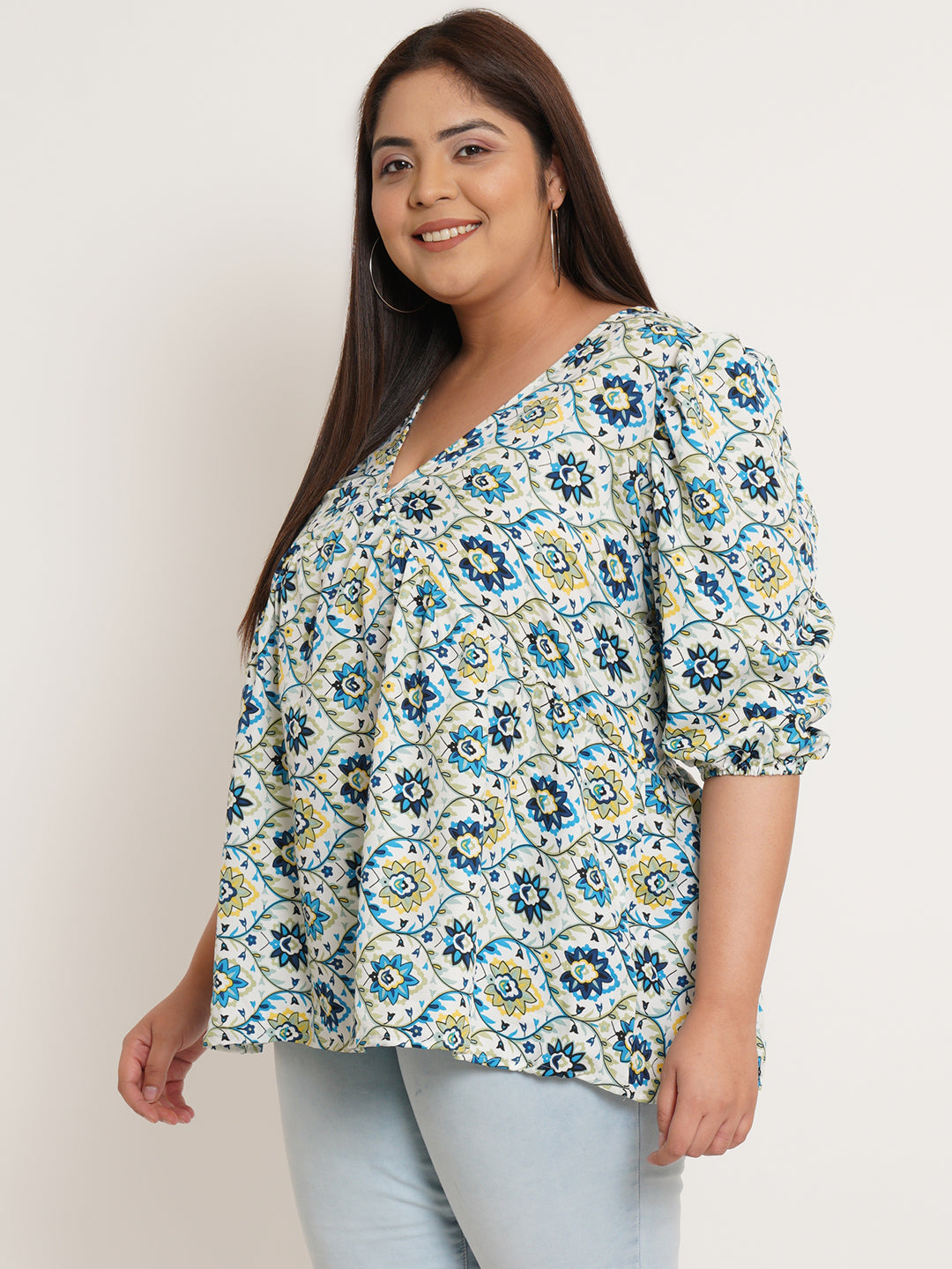 Women Plus Size Floral Printed V-Neck Top