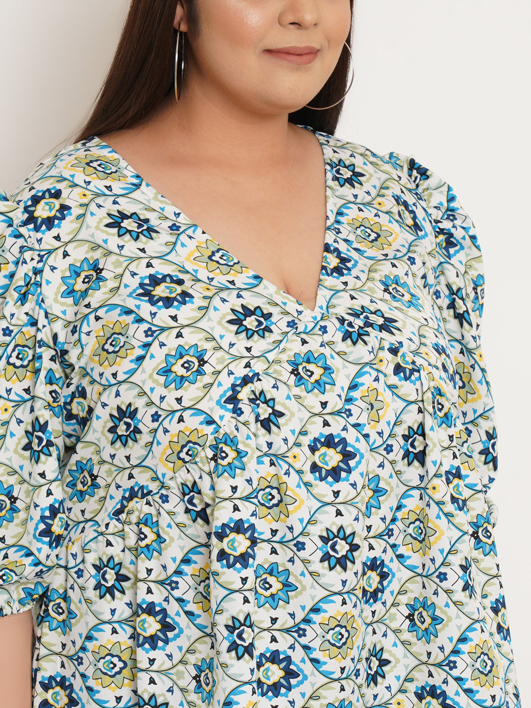Women Plus Size Floral Printed V-Neck Top