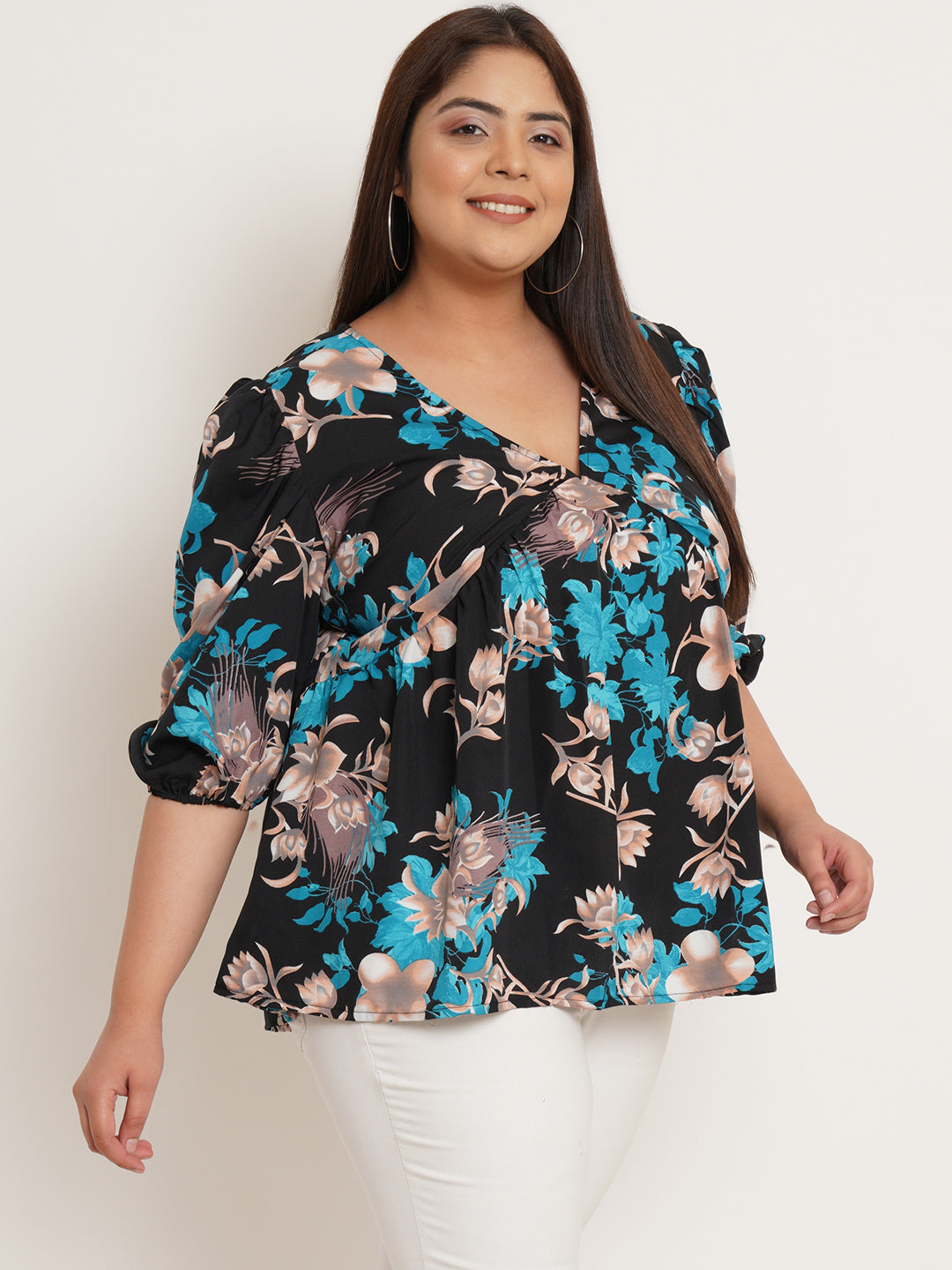 Women Plus Size Floral Printed V-Neck Top