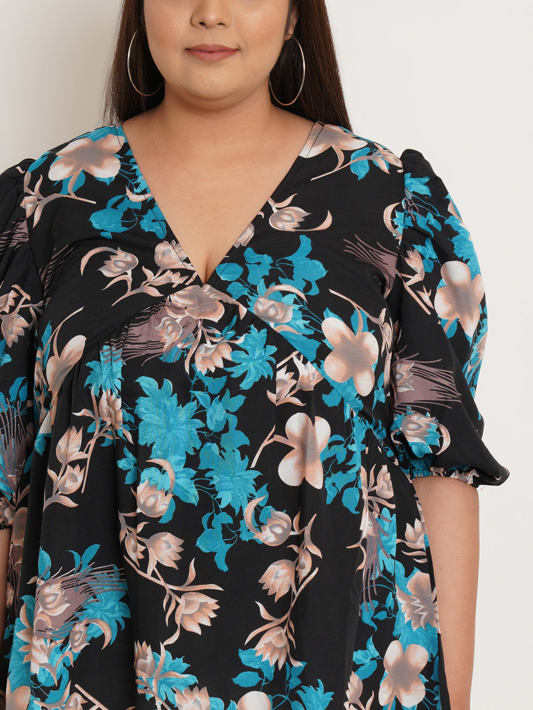 Women Plus Size Floral Printed V-Neck Top